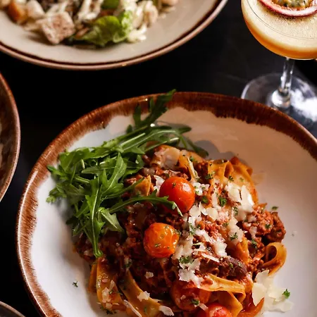 Swissotel Szálloda 4*