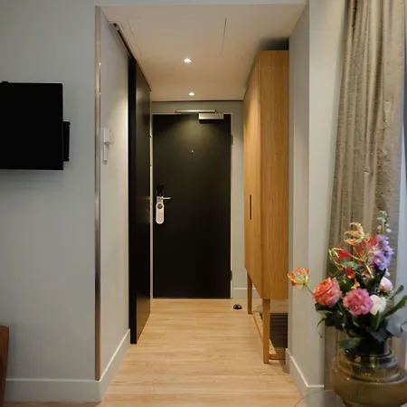 Otel Swissotel 4*