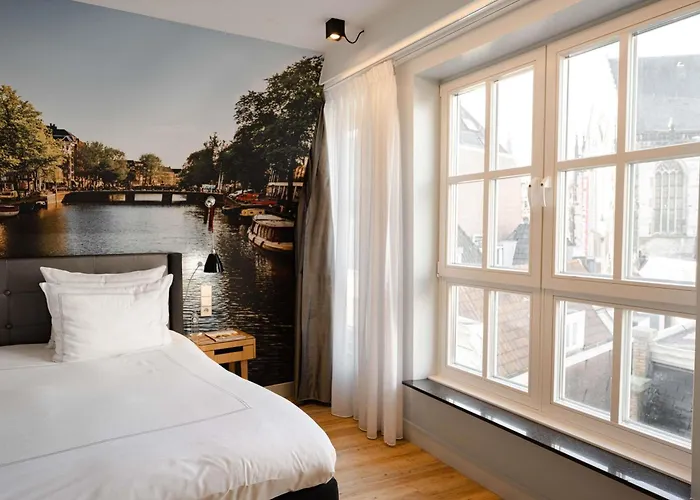 سويس أمستردام